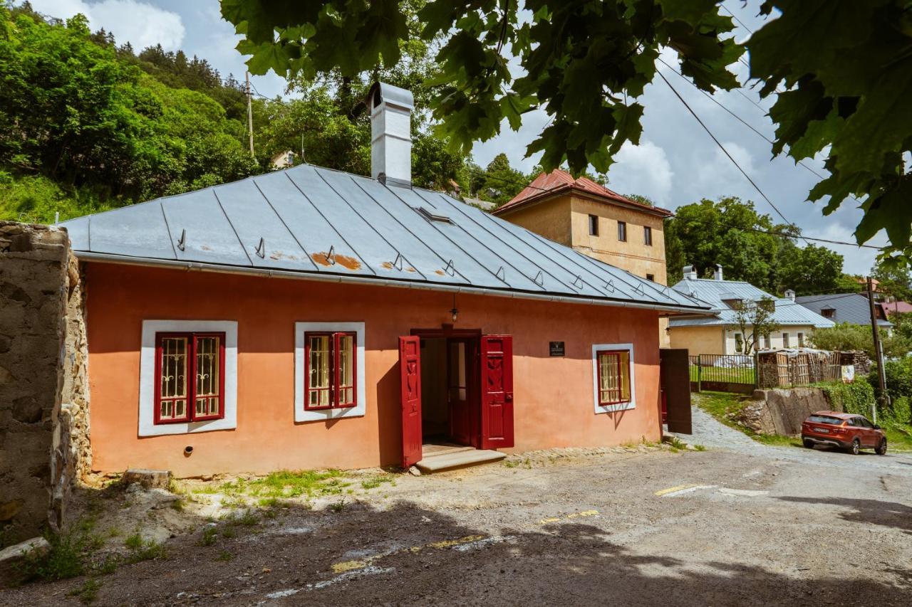 Banská Štiavnica Apartmany Rodny Dom Deza Hoffmanna מראה חיצוני תמונה